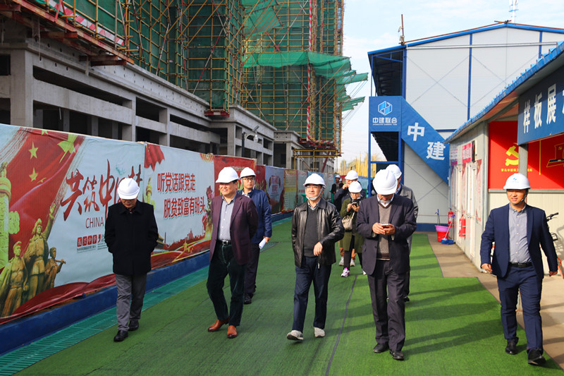 2018青島市重點(diǎn)工程勞動競賽暨“查保促”活動在中建聯(lián)合東郭莊項(xiàng)目開展(圖3)