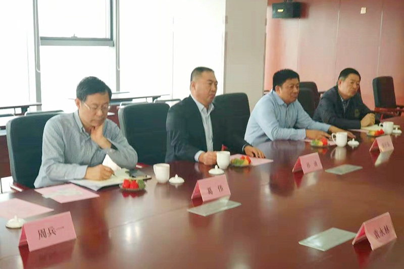 德才集團(tuán)董事長(zhǎng)葉德才偕高管團(tuán)隊(duì)赴榮華建設(shè)集團(tuán)訪問(wèn)交流(圖3)