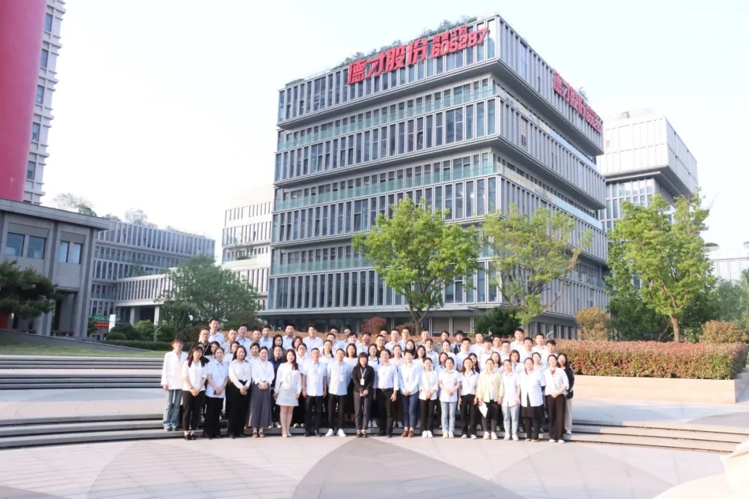 錘煉過硬本領(lǐng)，打造精益商務(wù) | 中建聯(lián)合第二屆商務(wù)技能競(jìng)賽成功舉辦(圖5)